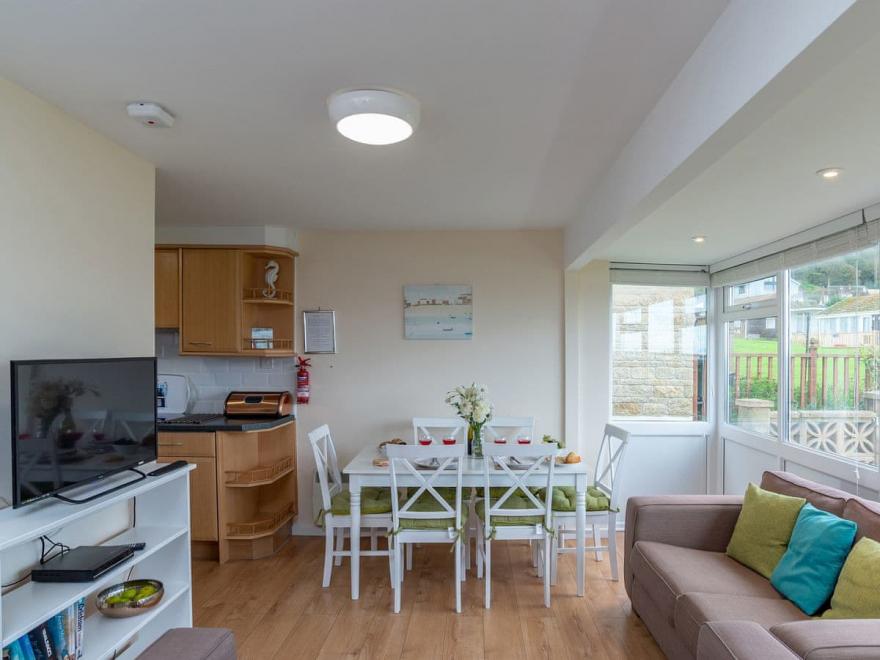 Beach Cottage 19 - UKC4091