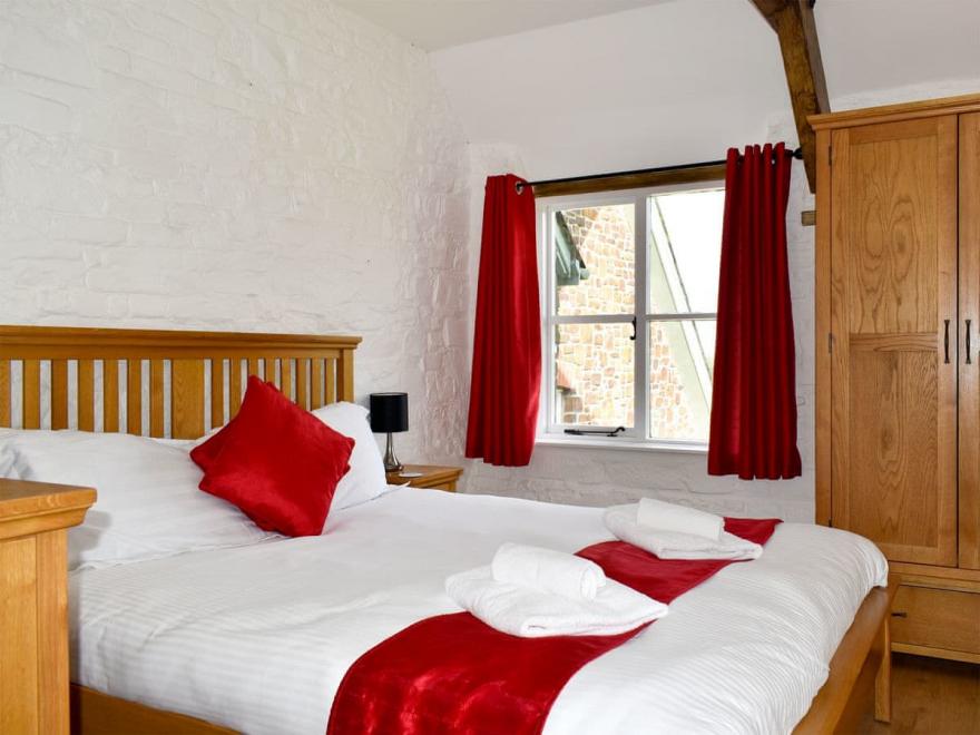 Old Stables - UKC4123