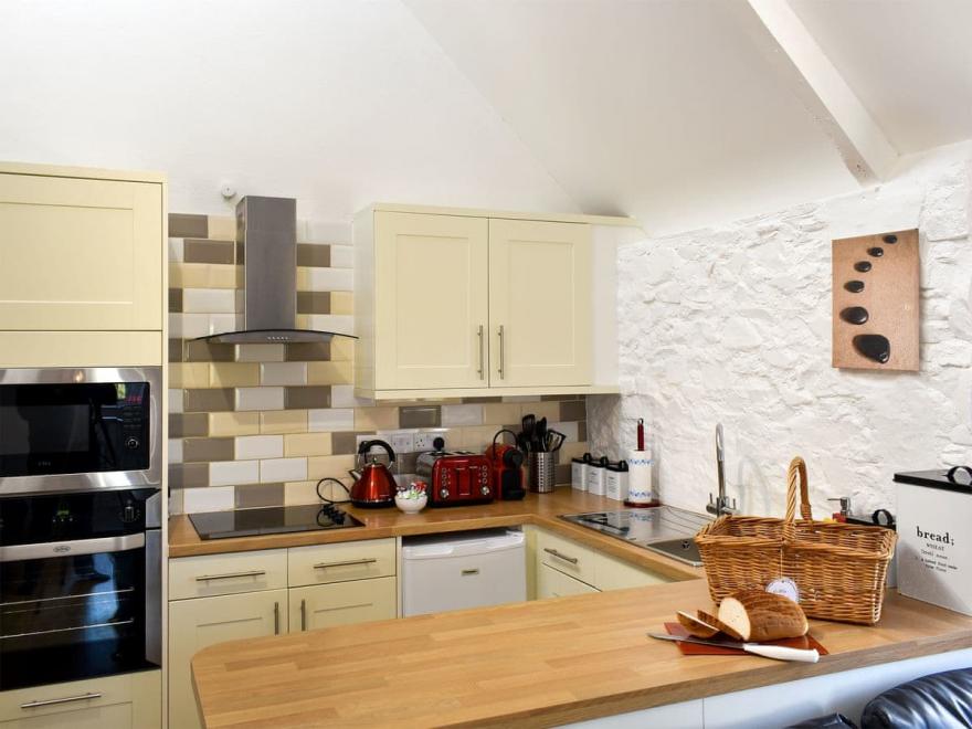 Little Barn - UKC4122