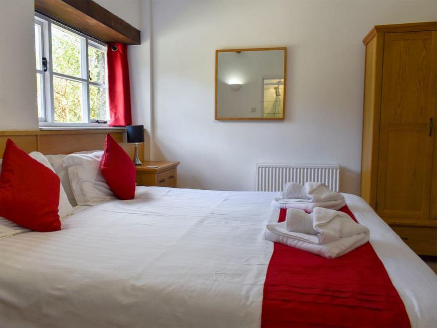 Little Barn - UKC4122