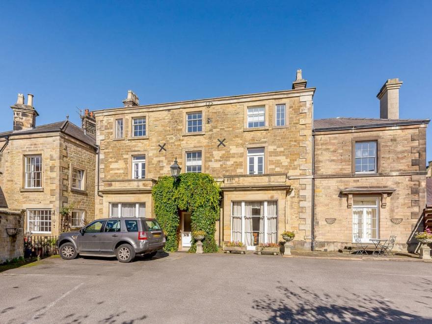 Bakewell Tart - UKC4127