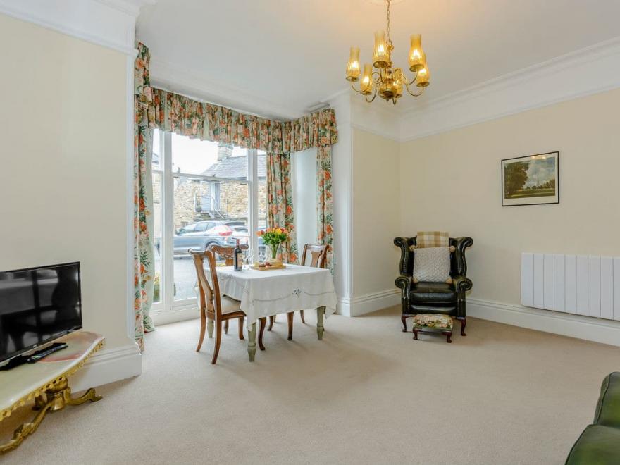 Bakewell's Hidden Treasure - UKC4128