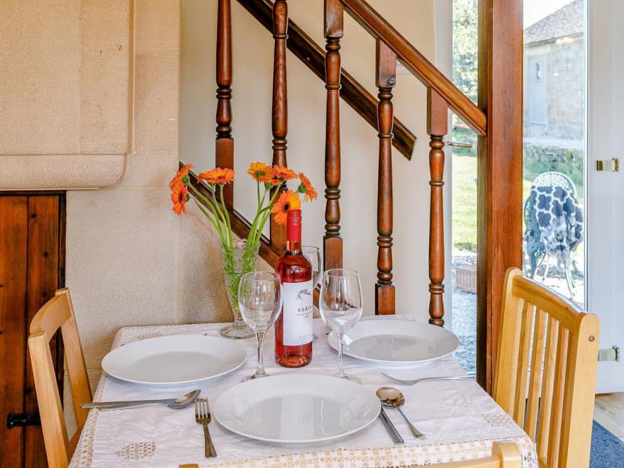 Lowfield Cottage - UKC4131