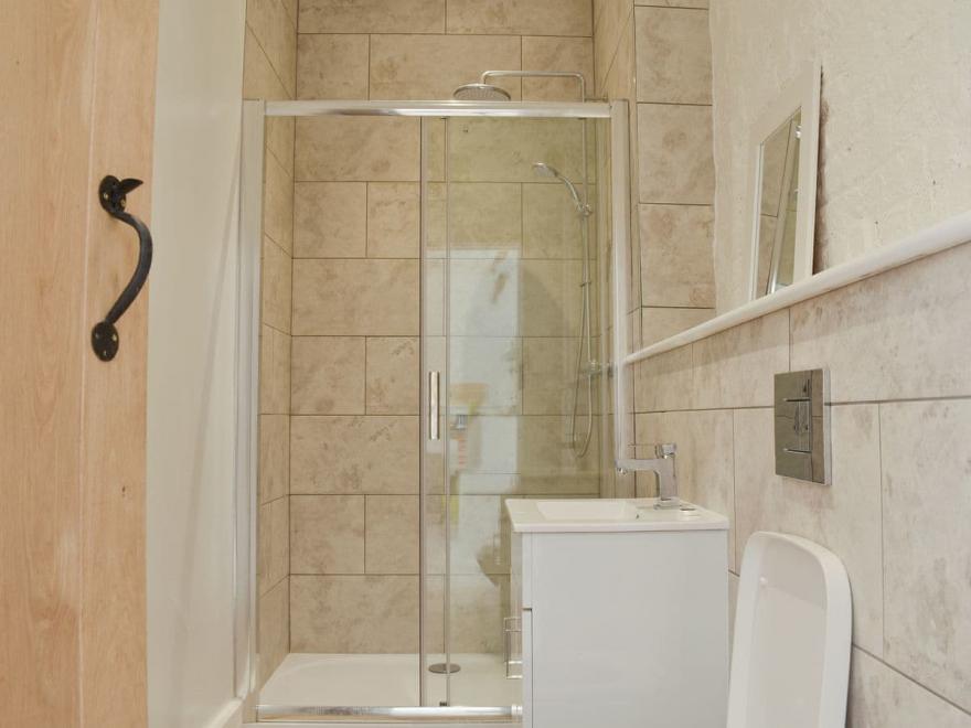 The Nag's Stable - UKC4136