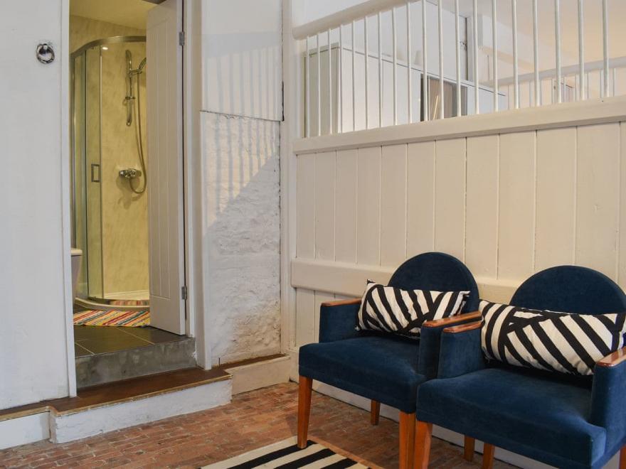 The Stables - UKC4140