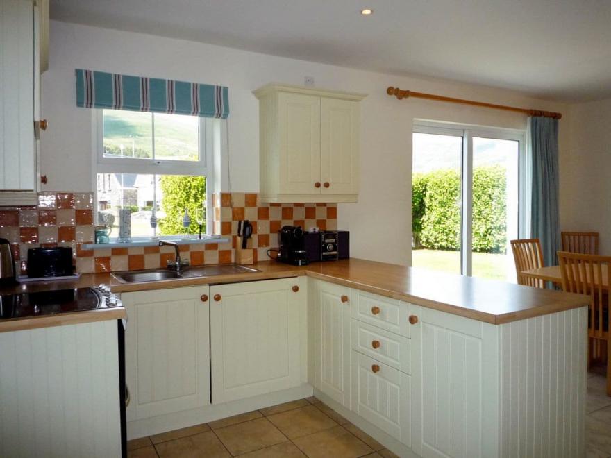 4 An Gleanntain - W32437