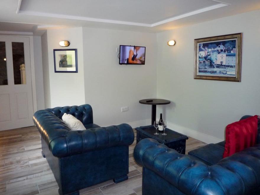 The Courthouse - W32440