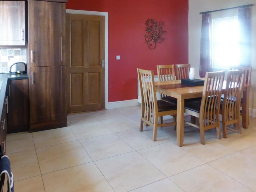 An Seanachai (An Irish Storyteller)