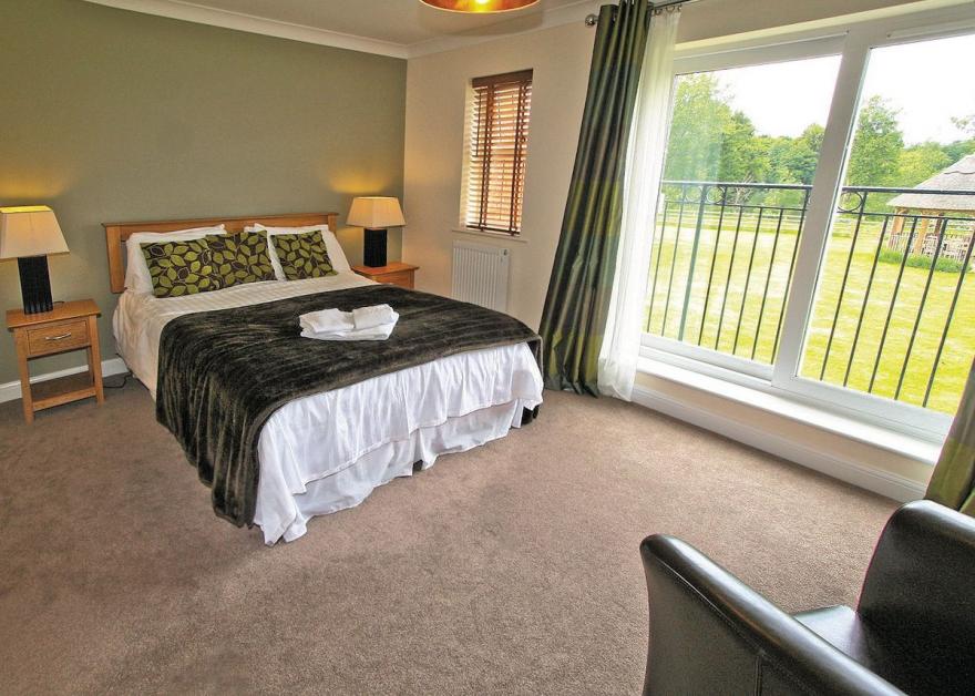 Ladybird Cottage - E5491