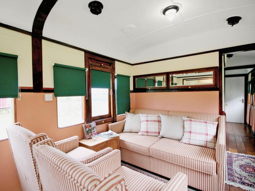 Railway Carriage Two - E5601