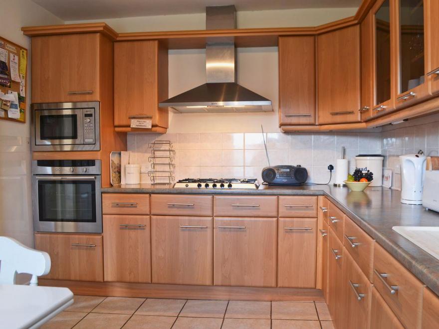 Earnside Cottage - S4510