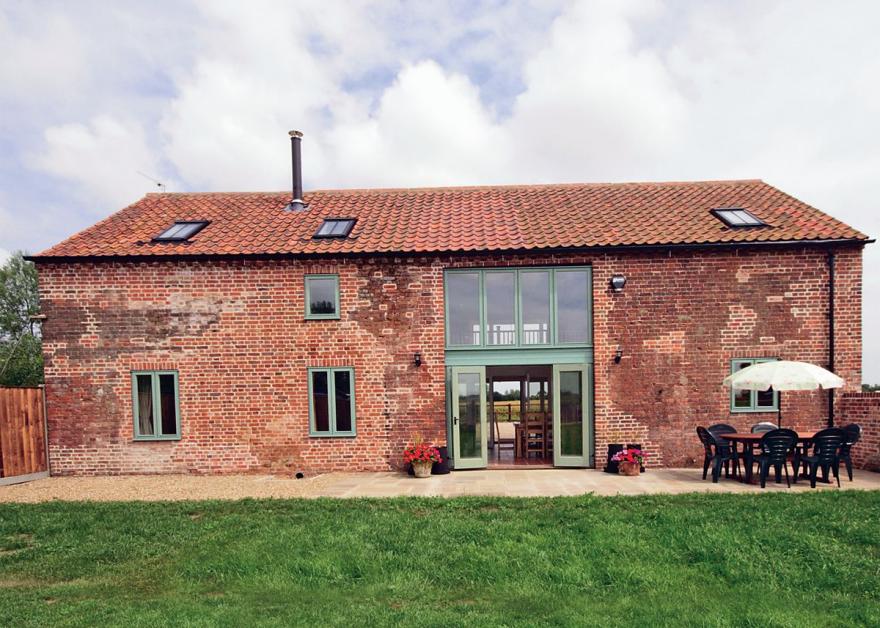 Low Farm Barn - E4052