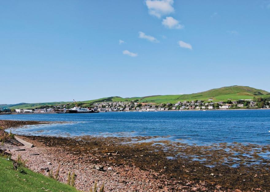 Langa Cottage - S4610