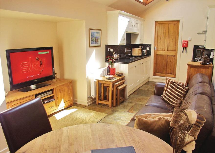 Old Brewery Cottage - S4576