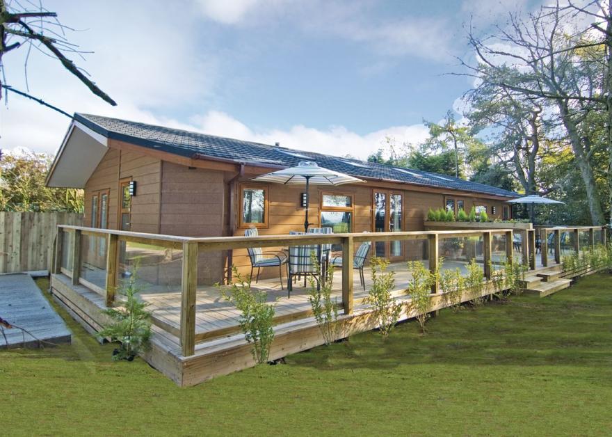 Washburn Lodge - E5175