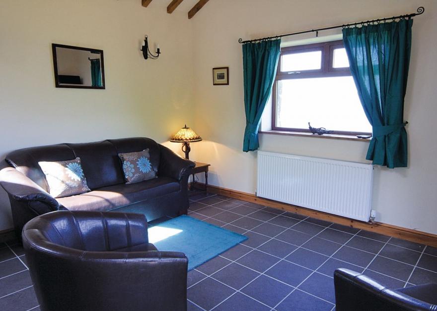 Ciliau Isaf - HW7680