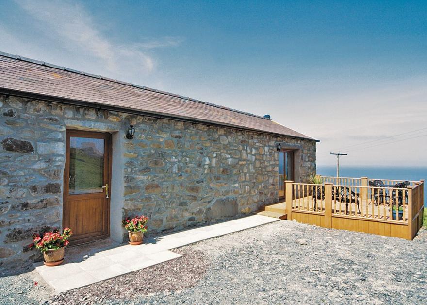 Ciliau Isaf - HW7680