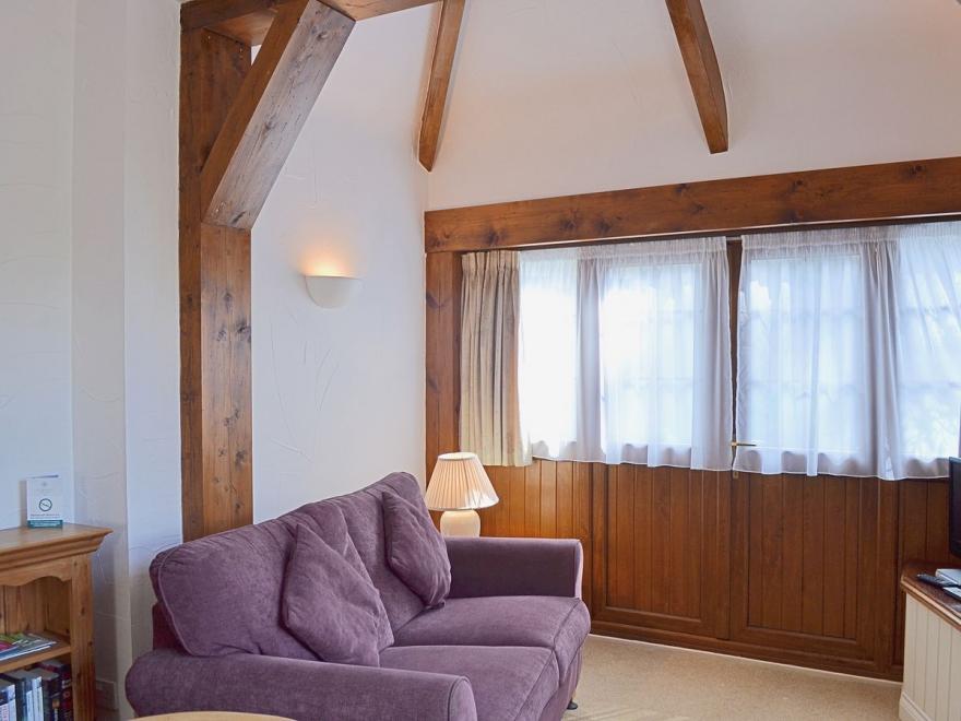 Farrier Cottage - E5268