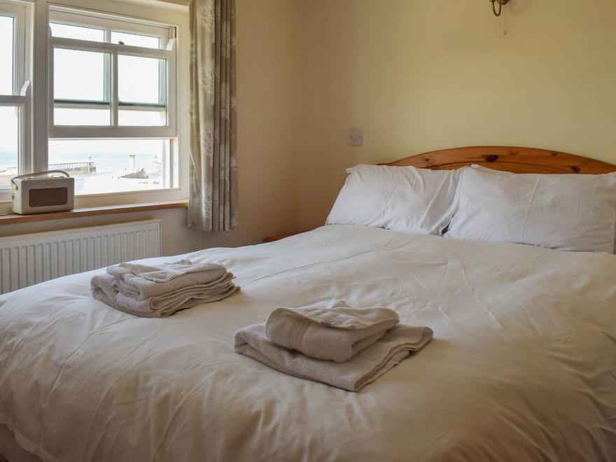 Bosun's Cottage - E3644