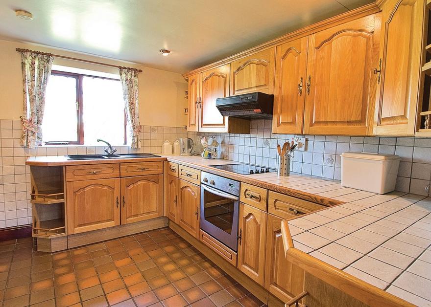 Manor Farm Cottage - E3632