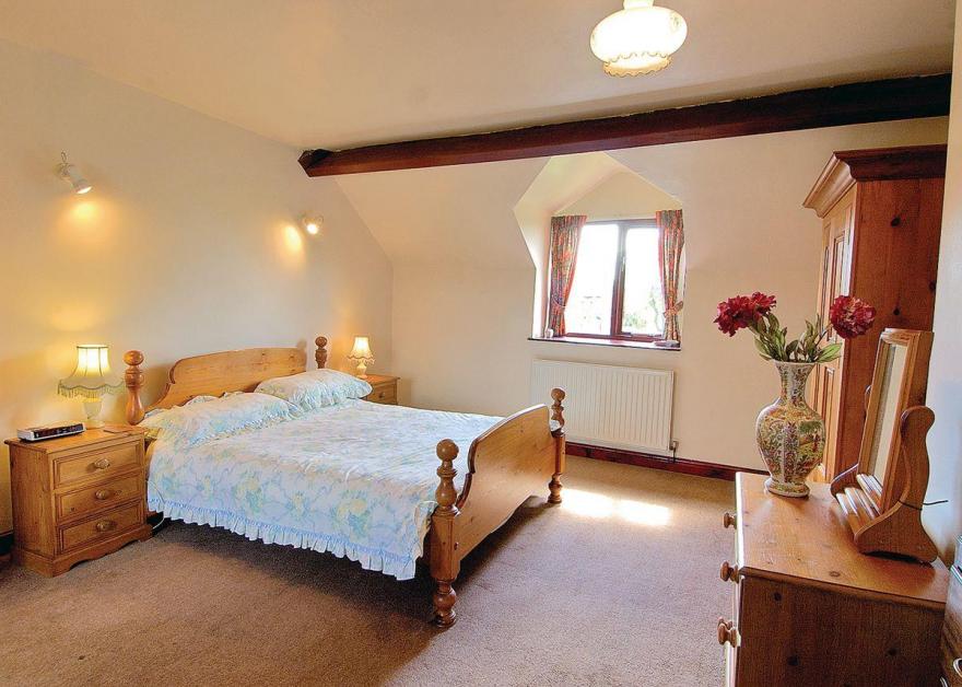 Manor Farm Cottage - E3632