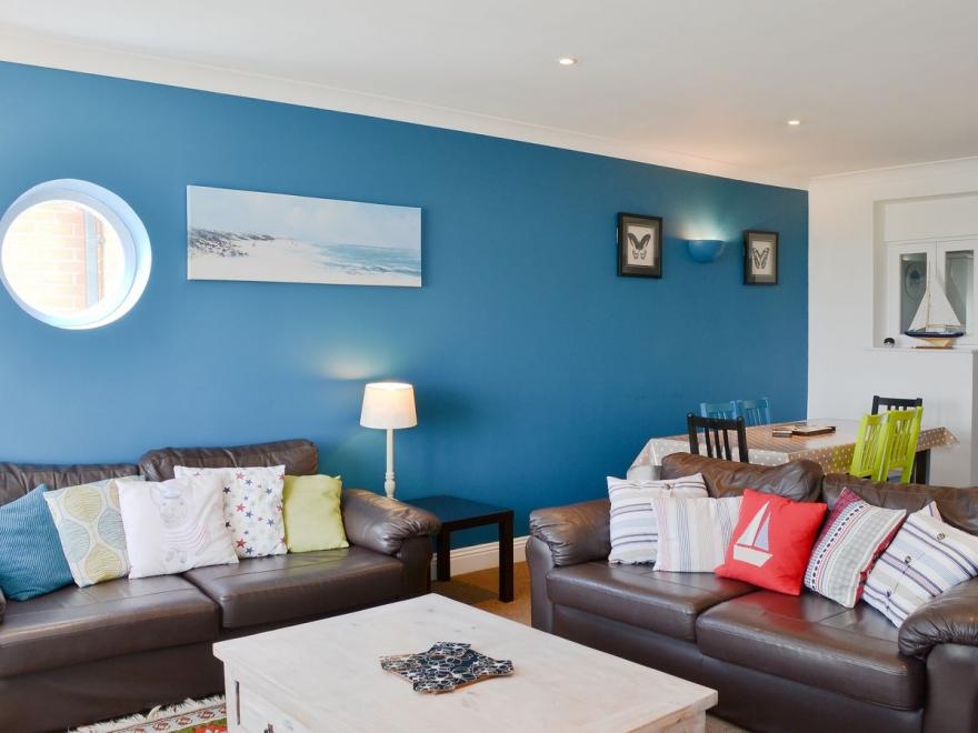 The Boathouse - E5358