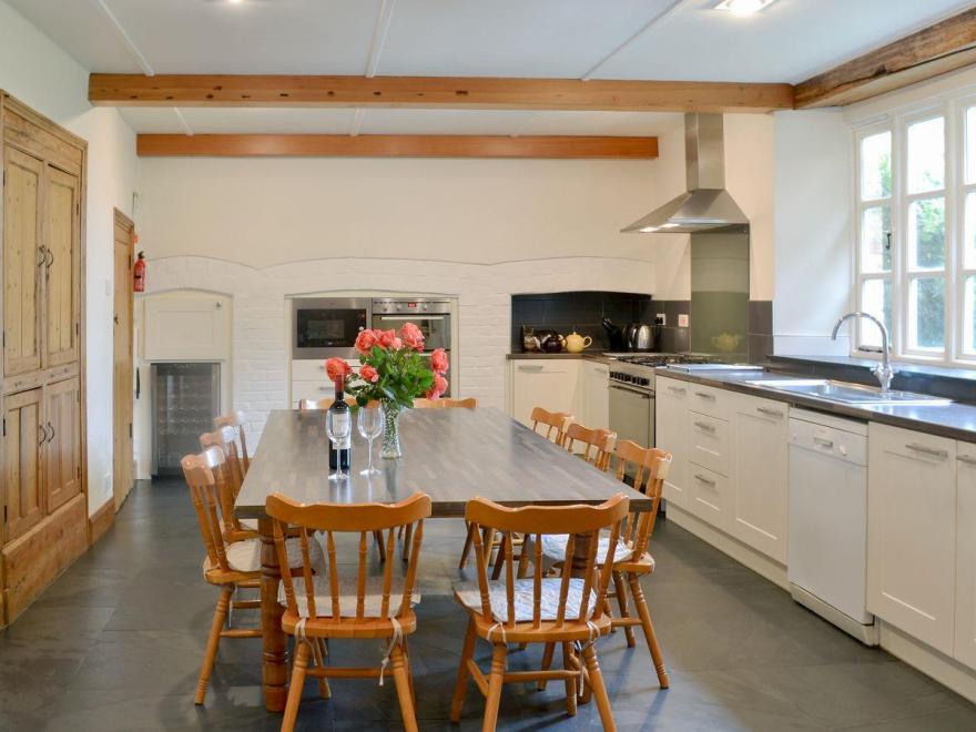 Carneadon Farmhouse
