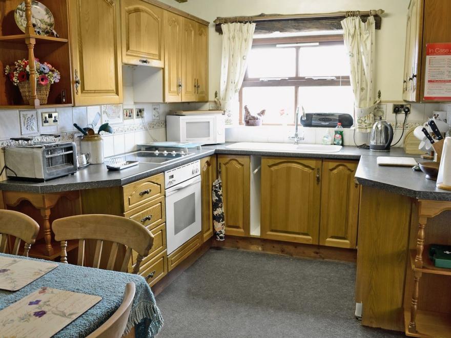 Swallow's Nest - E3245