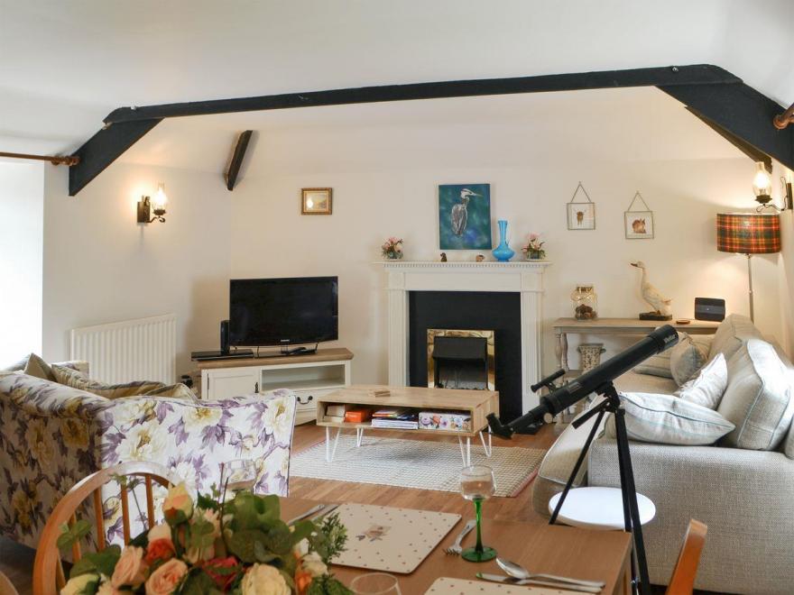 Kielder Cottage - E3533