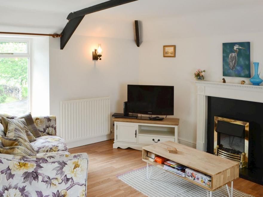 Kielder Cottage - E3533