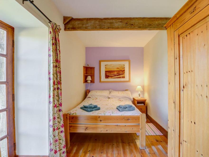 Chicken Coop View Cott - E3333