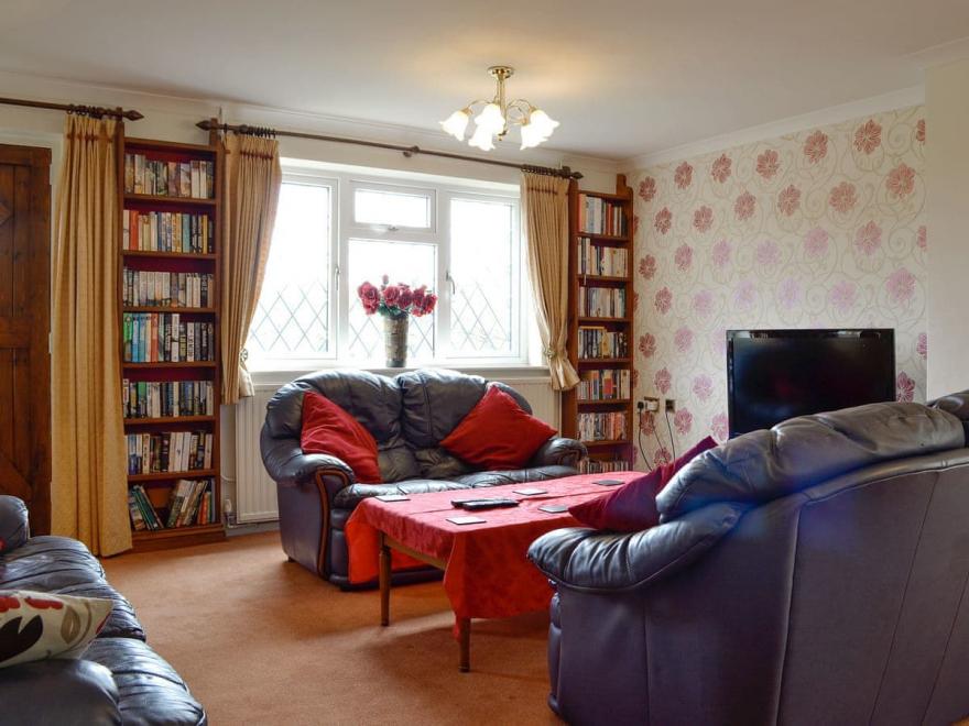 Oak Tree Cottage - E5062