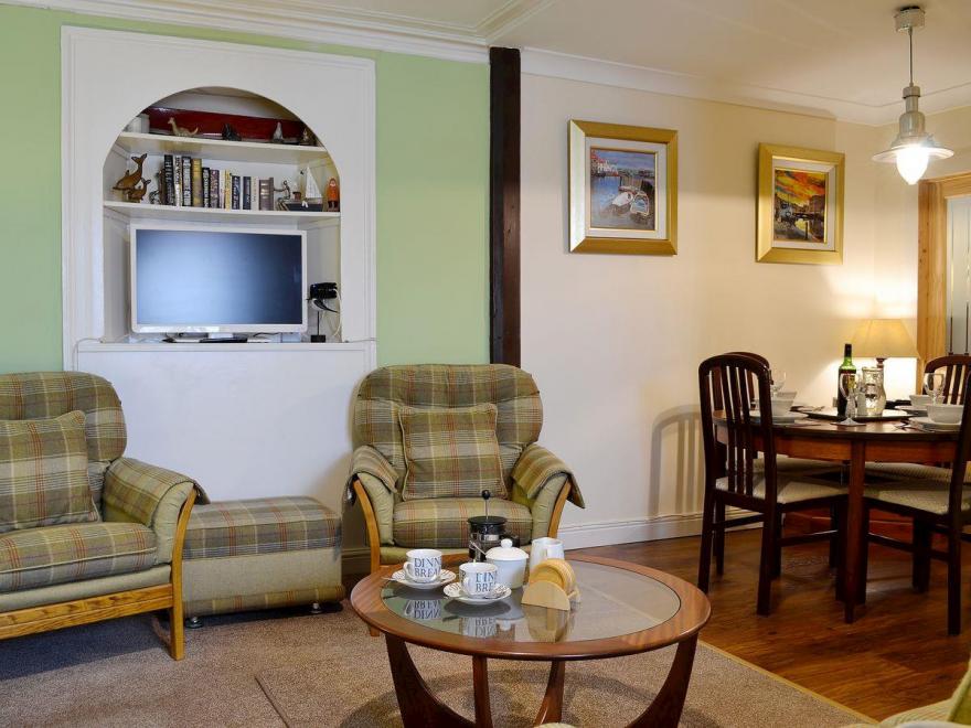 Boatmans Cottage - 27787