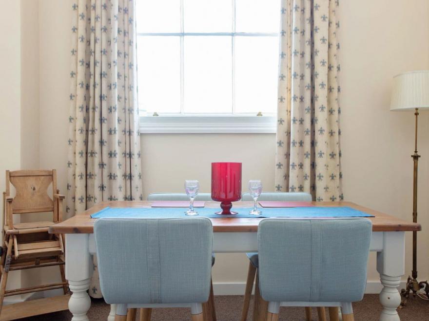 County House Apartment - 27911