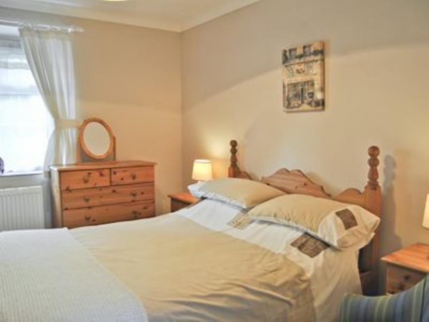 Pixie Cottage - 28013