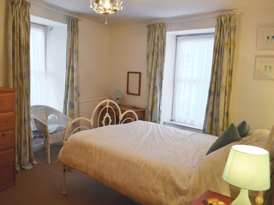 Starfish Cottage - 28125