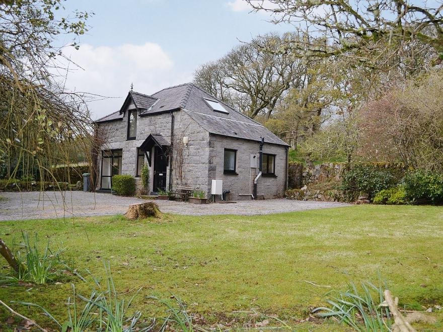 Coachmans Cottage - 28234