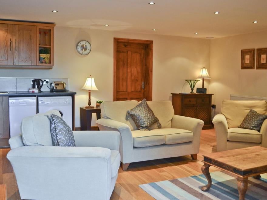 4 Alveston Pastures Cottages -28238