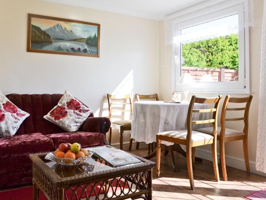 Daisy's Cottage Annexe - 28240