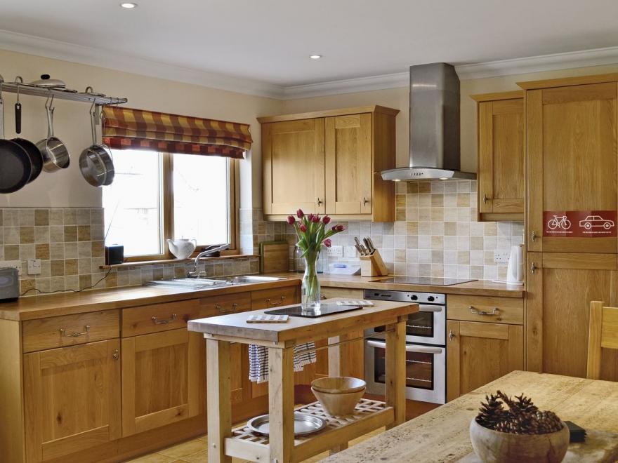 Argyll Stone House- 28241