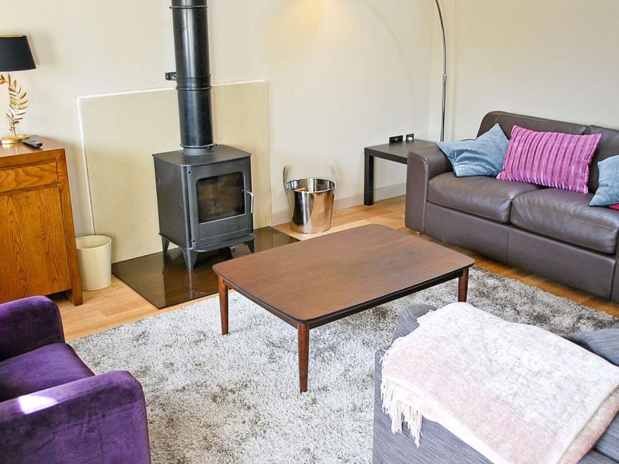 George Mine Barn - 28395