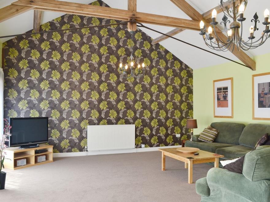 Piglet's Place - E3189