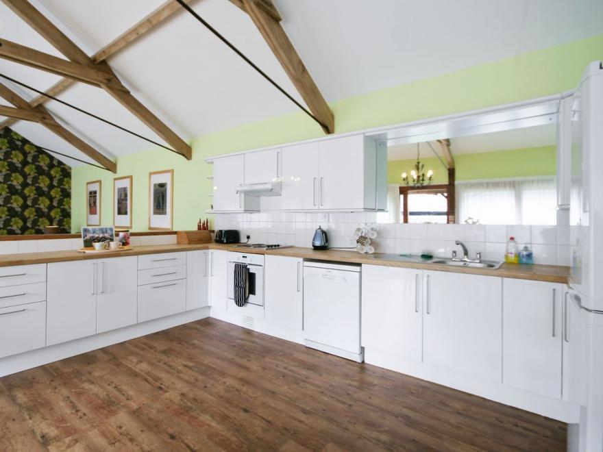 Piglet's Place - E3189