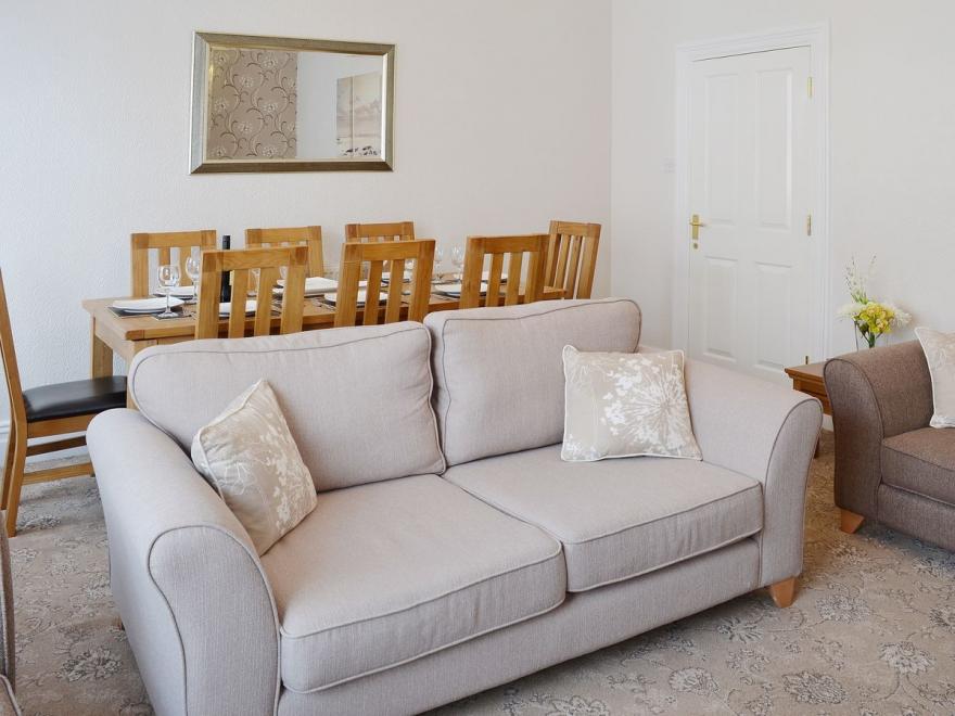 Upper Floors At The Lawns