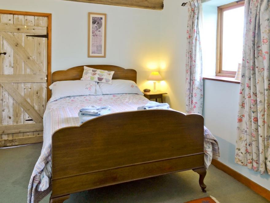 The Wood Shed - E1919