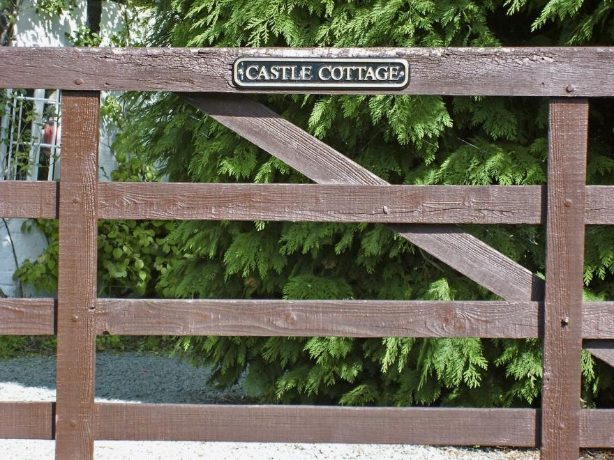 Castle Cottage