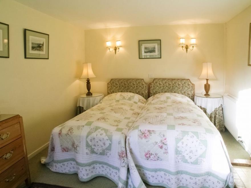 Wester Croachy Cottage