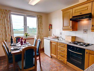 No 5 Esplanade Court