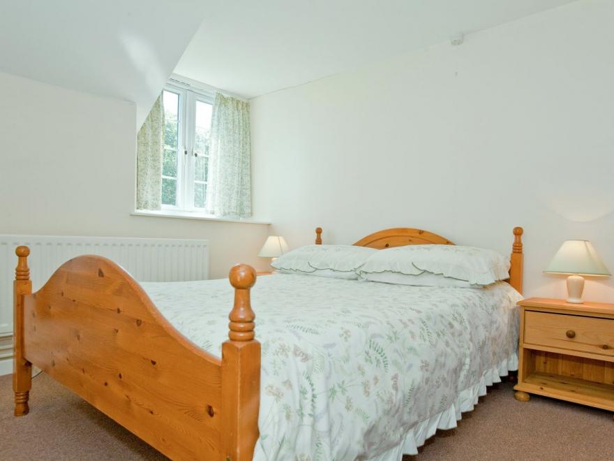 Goldfinch Apartment -B4369