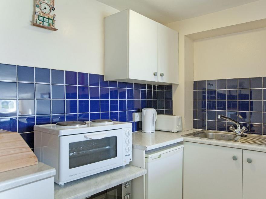 Greenfinch Apartment -B6130